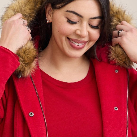 Torrid Plus Size Wool Zip Front Faux Fur Trim Coat Size 5 - Picture 2 of 6